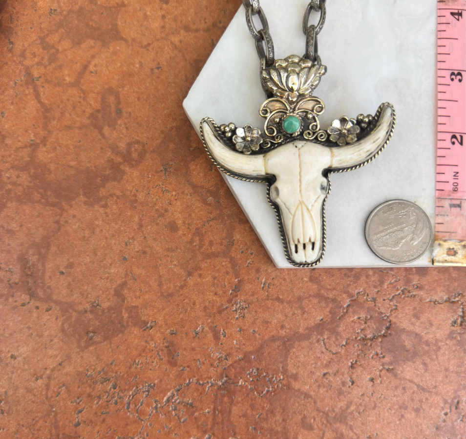 Silver Bone Longhorn Head Oval Floral Decorative Round Turquoise Necklace