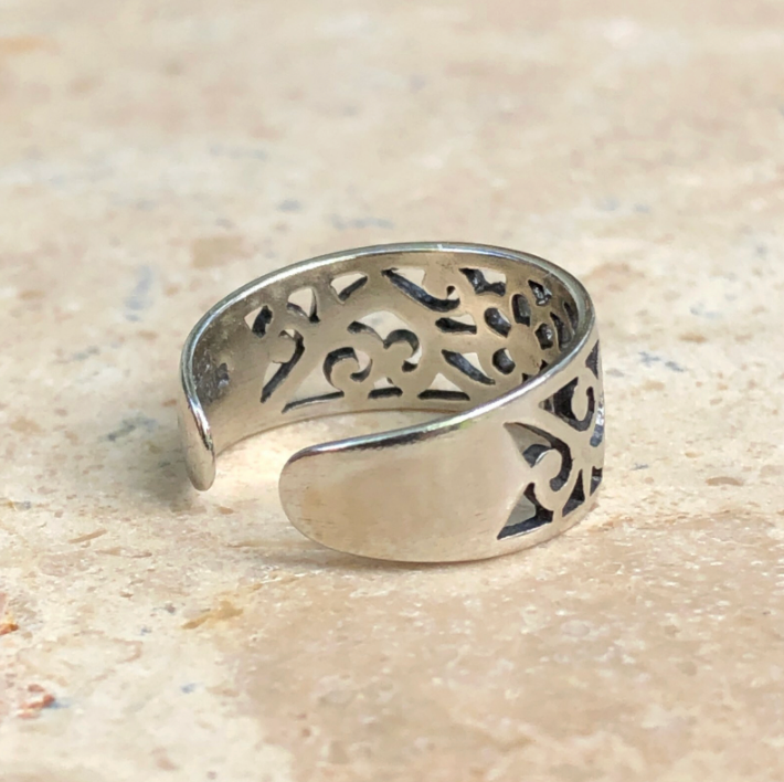 Sterling Silver Antiqued Floral Toe Ring NEW