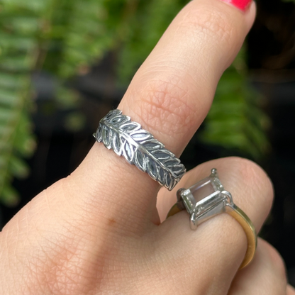 Sterling Silver Antiqued Leaf Toe Ring
