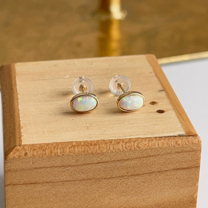 14KT Yellow Gold Lab Created Opal Oval Stud Earrings