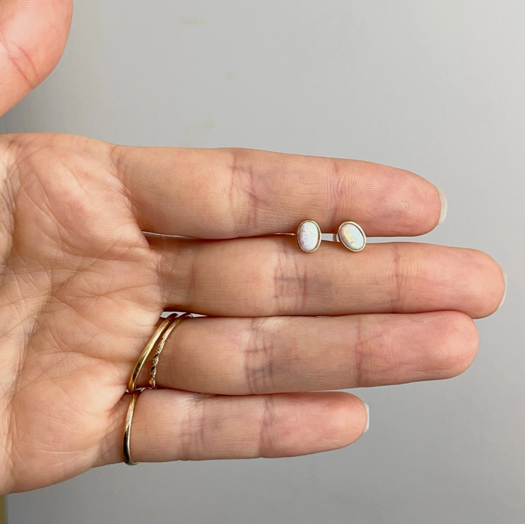 14KT Yellow Gold Lab Created Opal Oval Stud Earrings