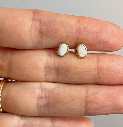 14KT Yellow Gold Lab Created Opal Oval Stud Earrings