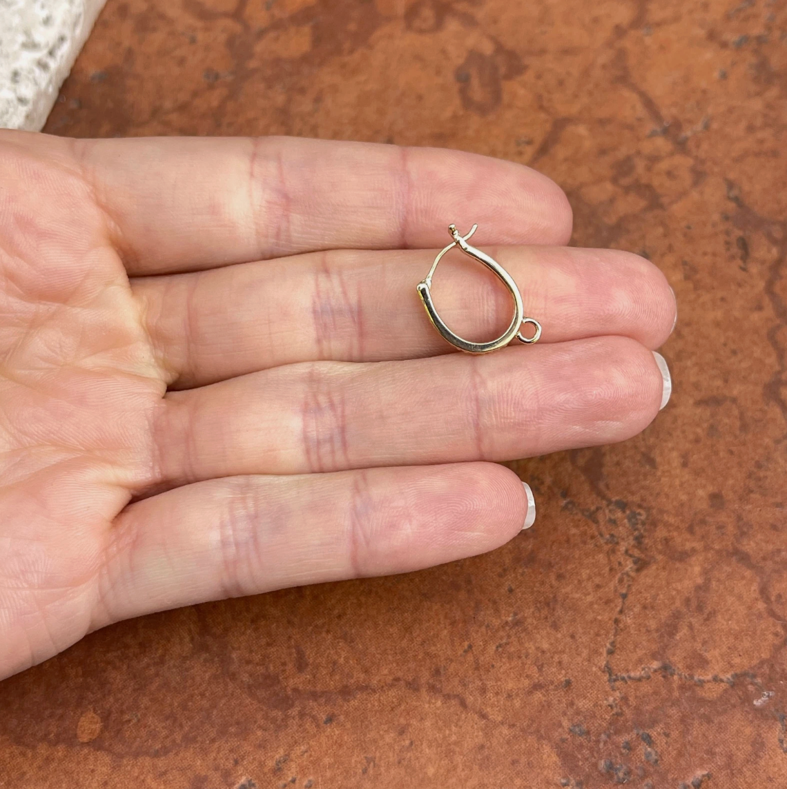14KT Yellow Gold Beaded Oval Hoop Earrings with Closed Ring