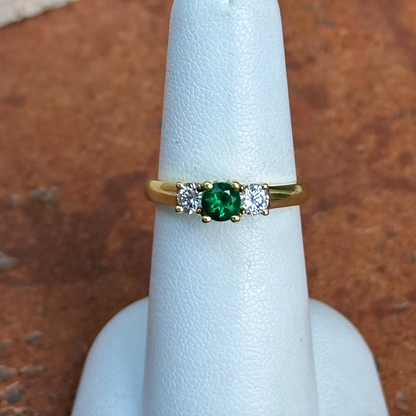 Estate 18KT Yellow Gold Round .33 CT Emerald + Diamond ring