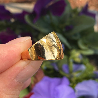 10KT Yellow Gold High Polished Domed Cigar Band Wide Ring