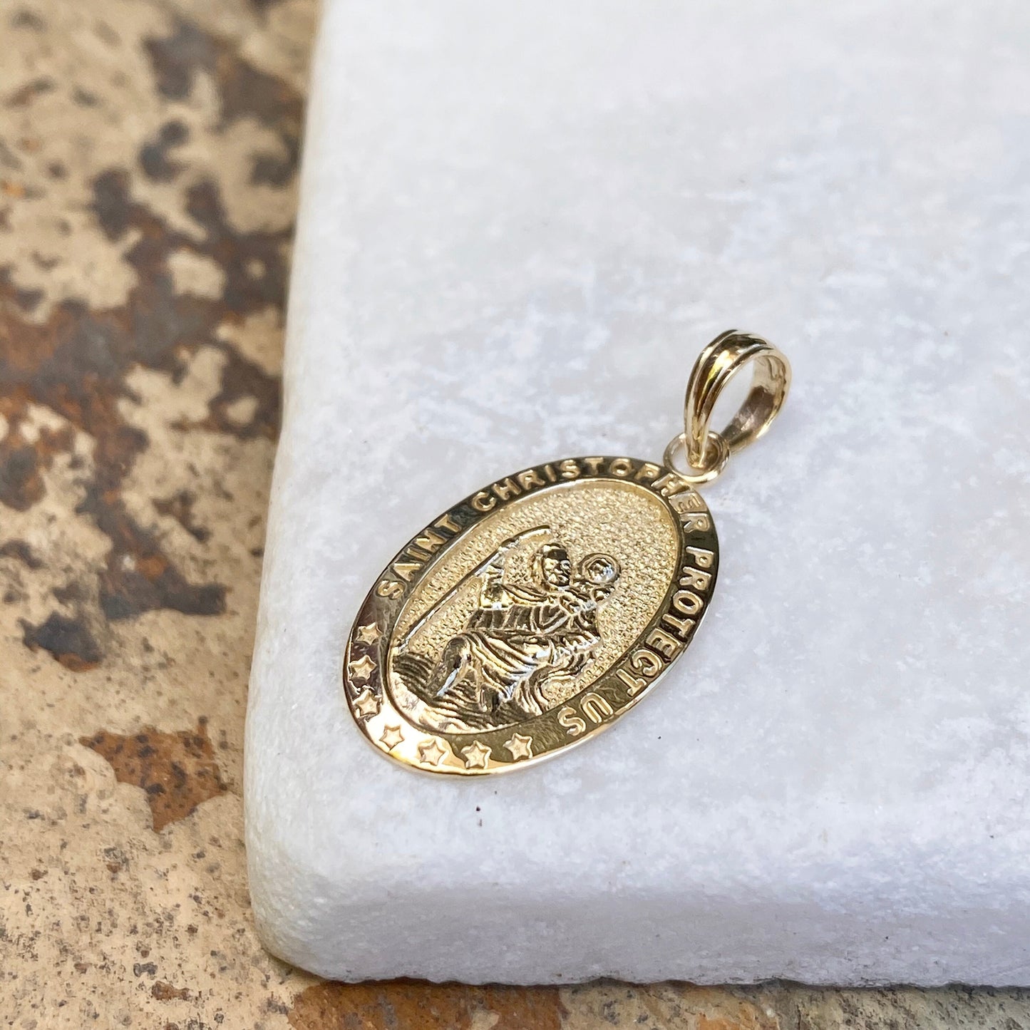 10KT Yellow Gold Saint Christopher Oval Medal Pendant Charm 18.7mm