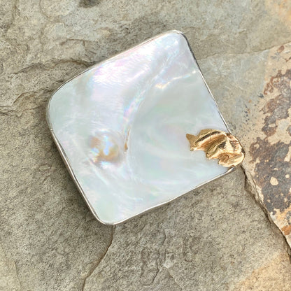 14KT Yellow Gold Sterling Silver Mabe Blister Pearl Pin Pendant Signed