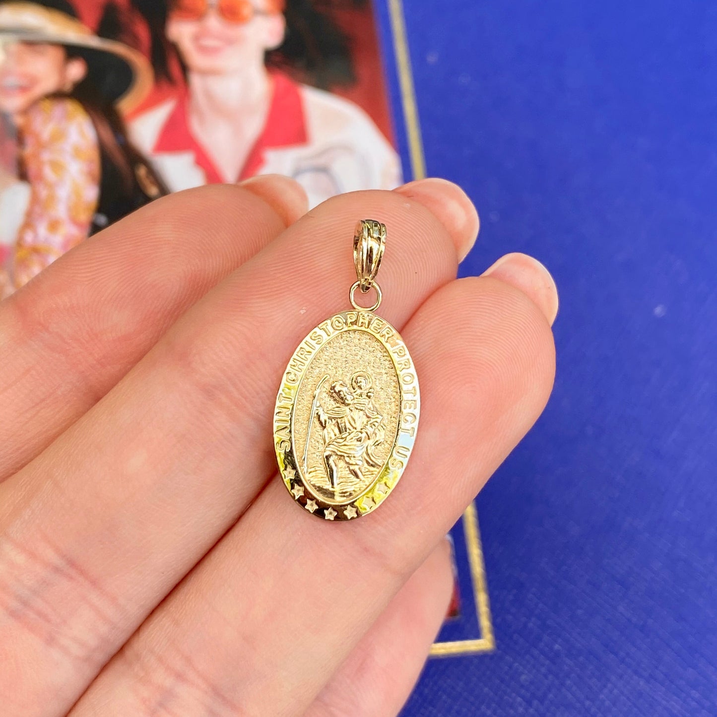 10KT Yellow Gold Saint Christopher Oval Medal Pendant Charm 18.7mm