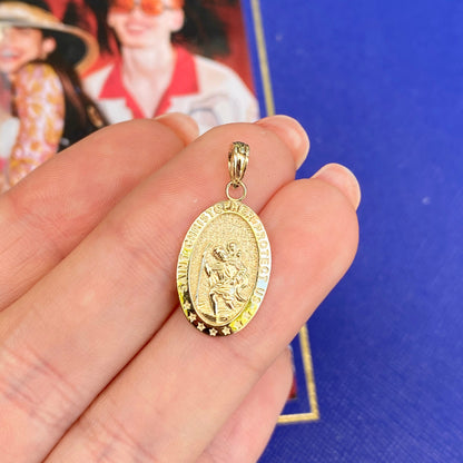 10KT Yellow Gold Saint Christopher Oval Medal Pendant Charm 18.7mm