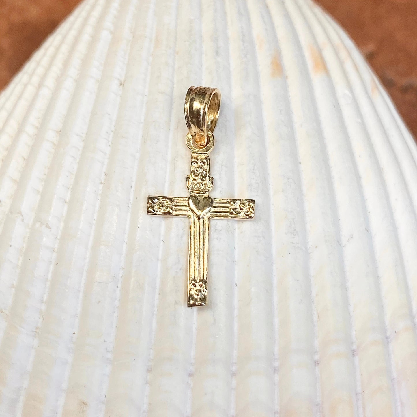 10KT Yellow Gold Cross Heart Detailed Mini Pendant Charm