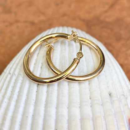 10KT Yellow Gold 2mm Tube Round Hoop Earrings 16mm