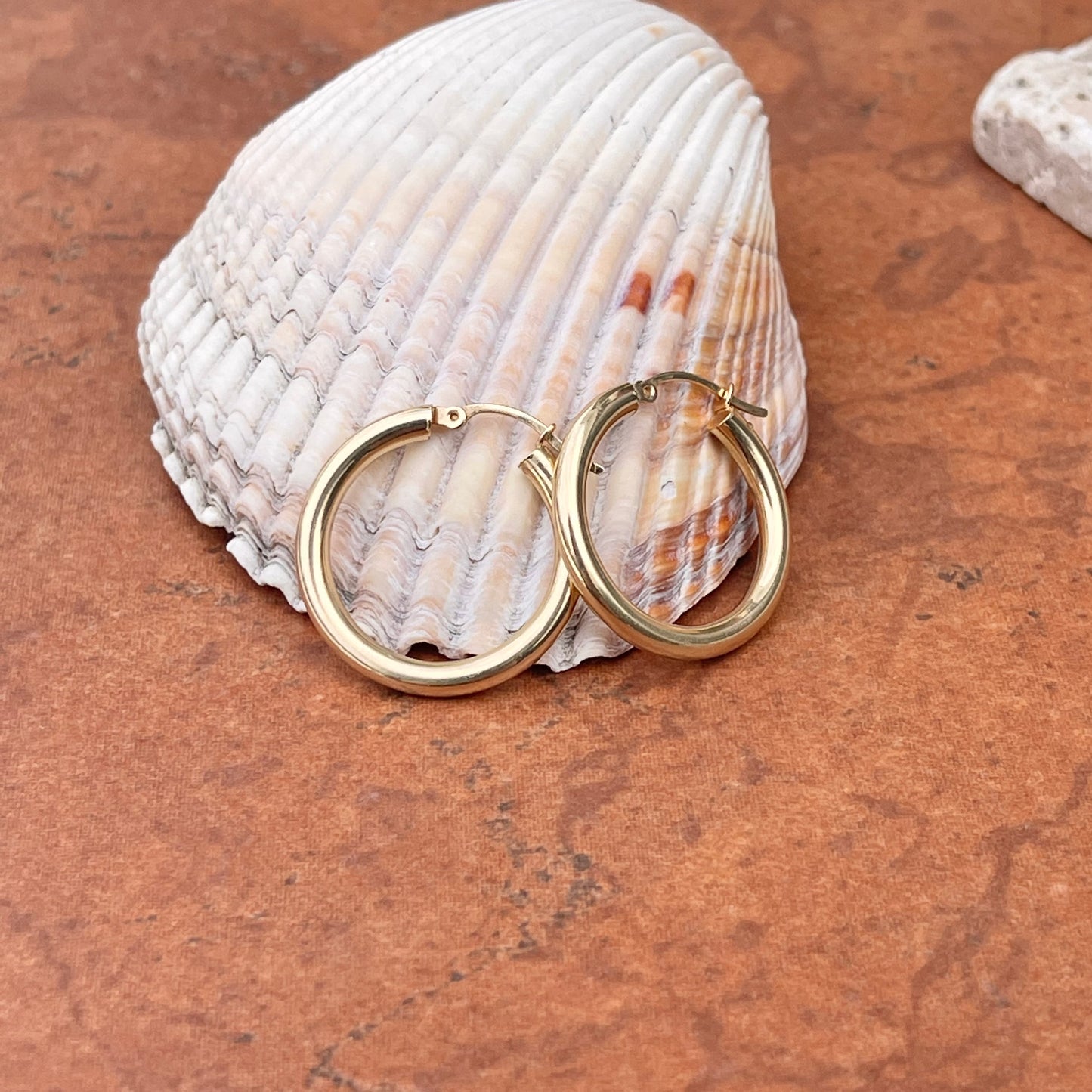 14KT Yellow Gold Shiny Hollow 3mm Tube Hoop Earrings 25mm