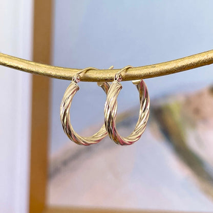 10KT Yellow Gold Polished Twisted 3mm Small Hoop Earrings 20mm