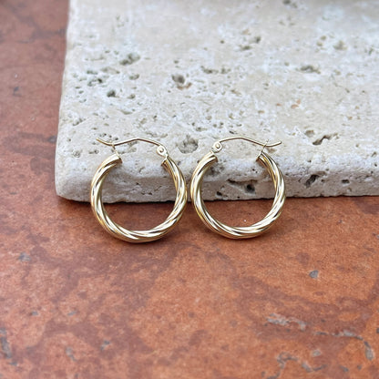 10KT Yellow Gold Polished Twisted 3mm Small Hoop Earrings 20mm