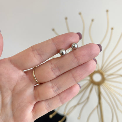 14KT White Gold Balls Shiny Finish Earrings 7mm