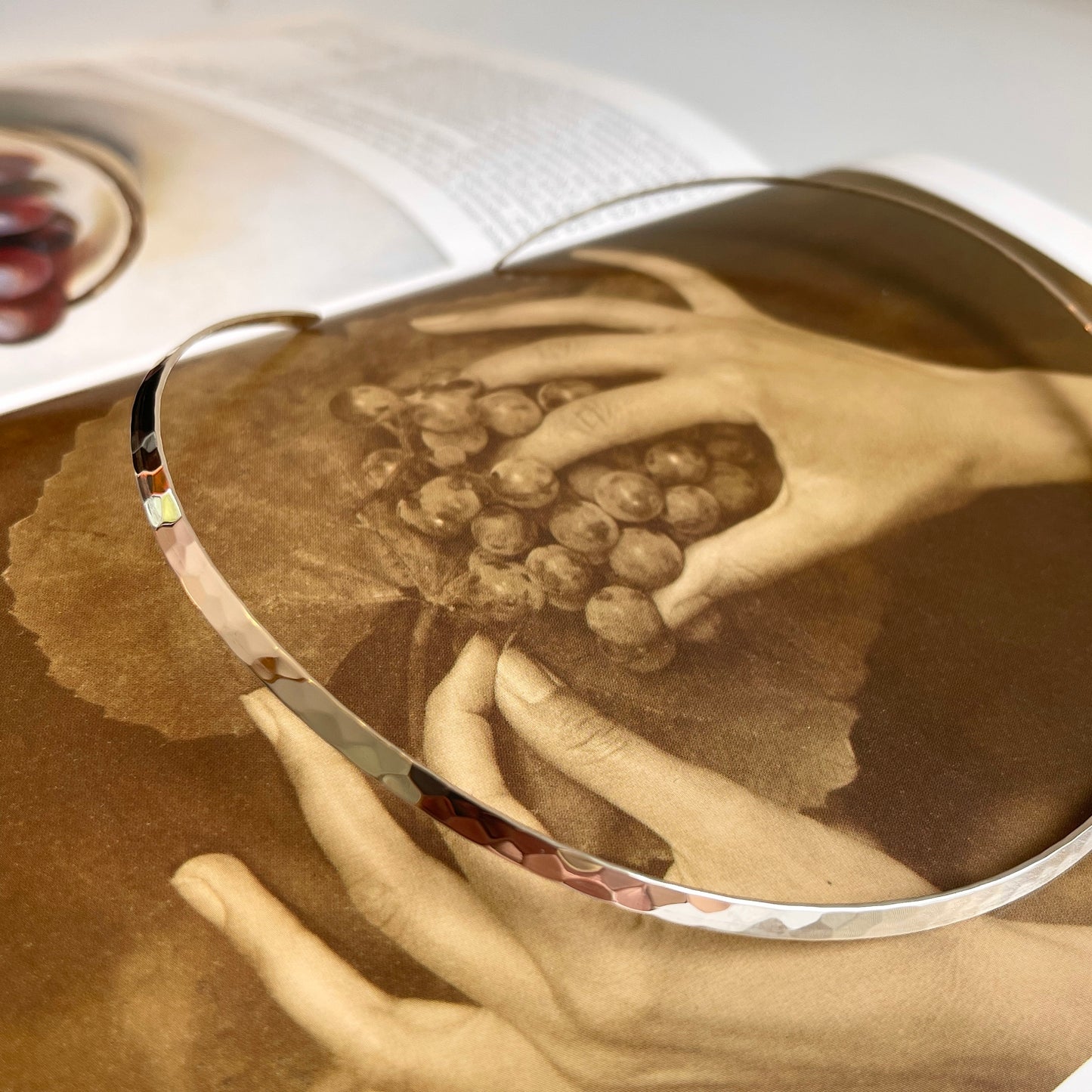 Sterling Silver Hammered 3.5mm Open Collar Necklace 14"