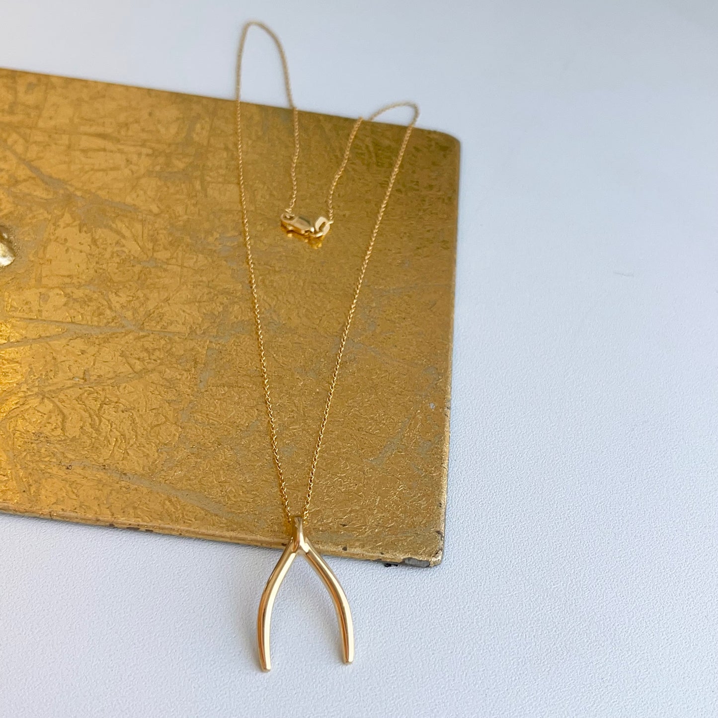 14KT Yellow Gold Wishbone Lucky Pendant Chain Necklace 18"