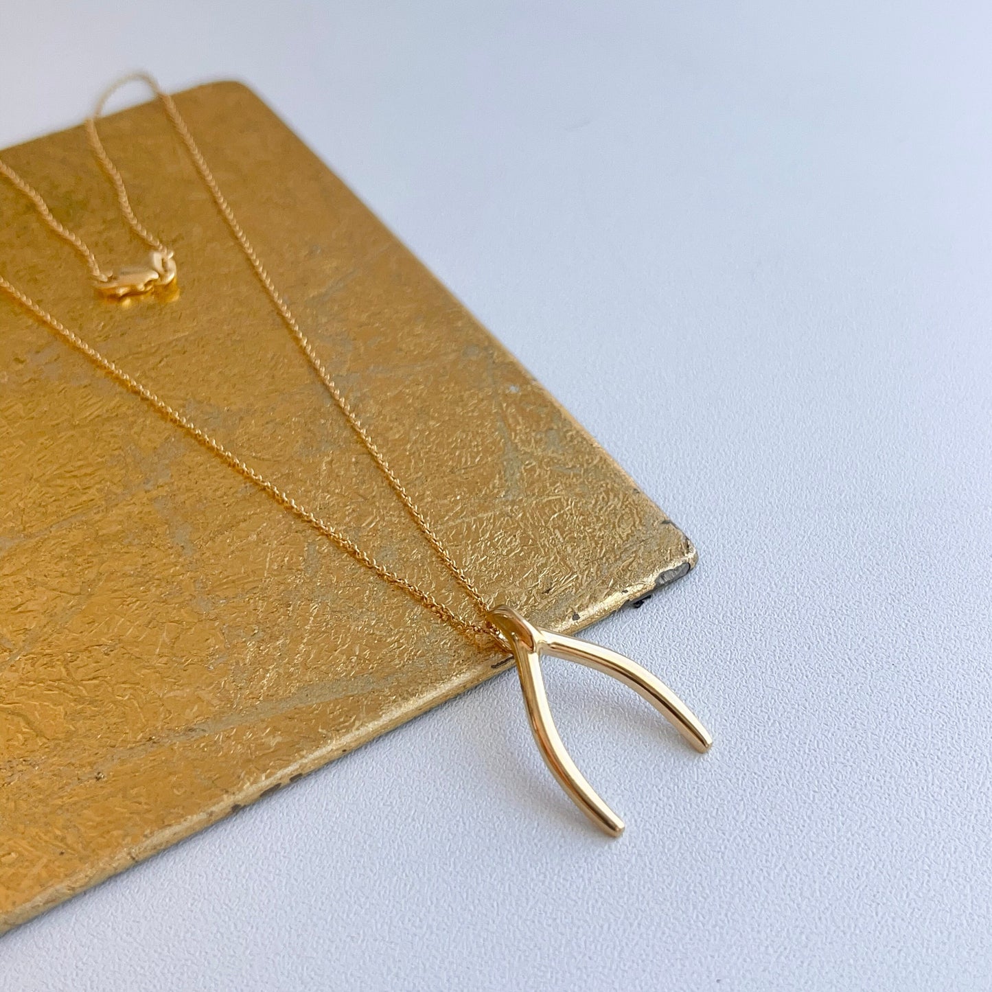 14KT Yellow Gold Wishbone Lucky Pendant Chain Necklace 18"