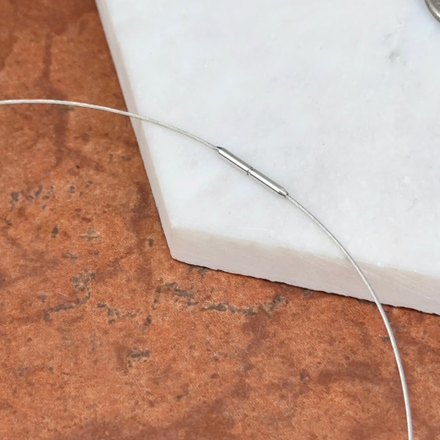 18KT White Gold .60mm Weave Neck Wire Omega Collar Necklace 16"