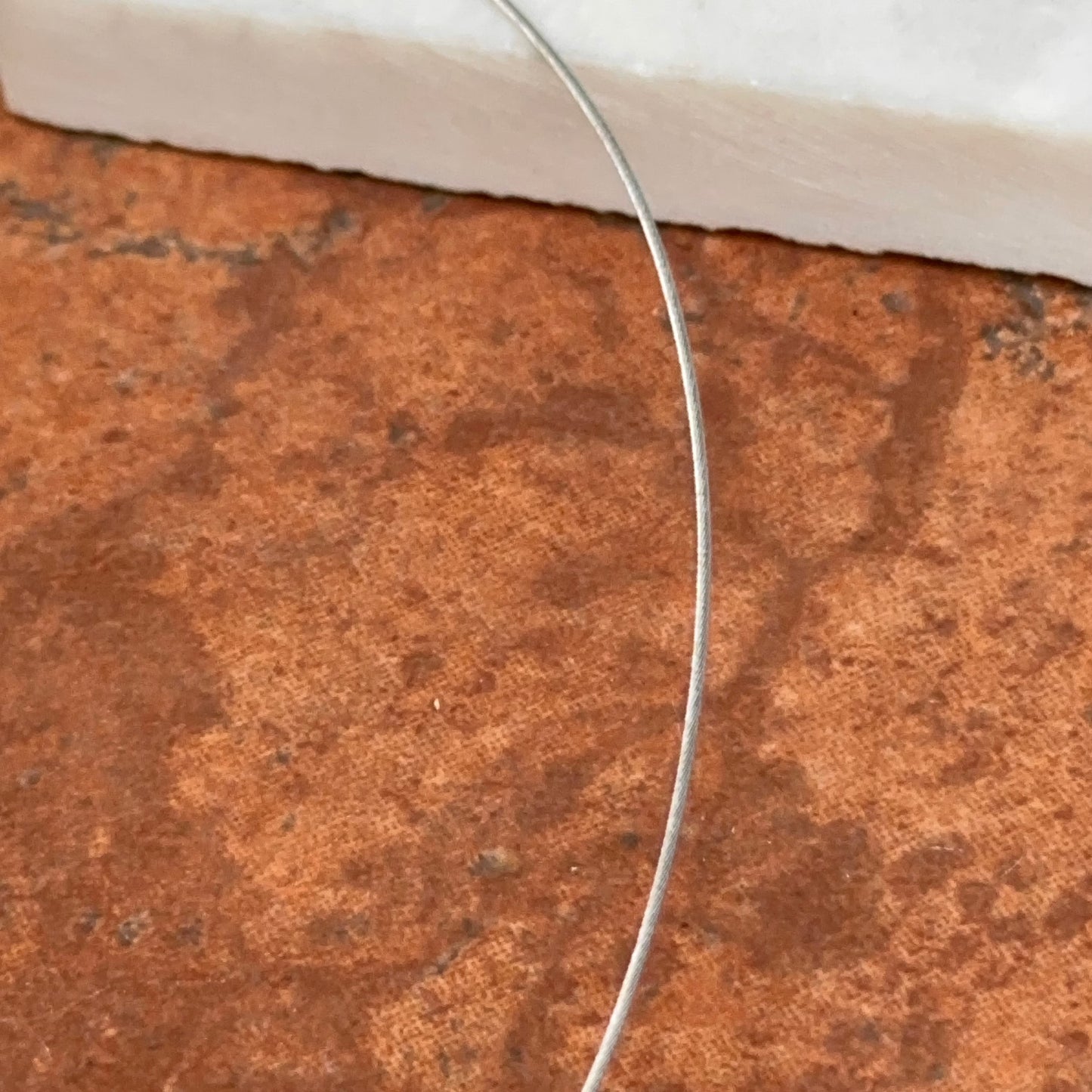 18KT White Gold .60mm Weave Neck Wire Omega Collar Necklace 16"