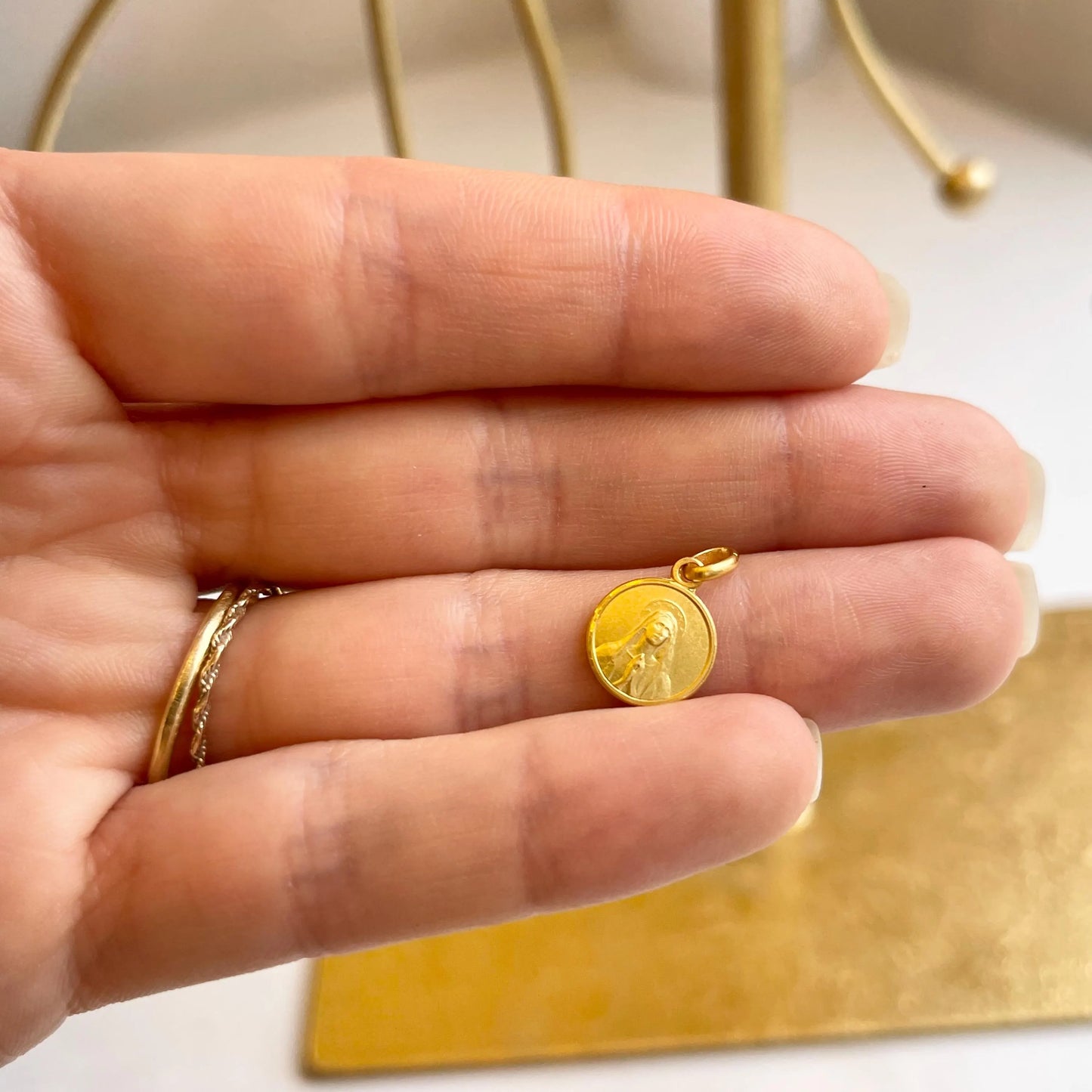 14KT Yellow Our Lady of Lourdes Round Medal Pendant Charm 10mm