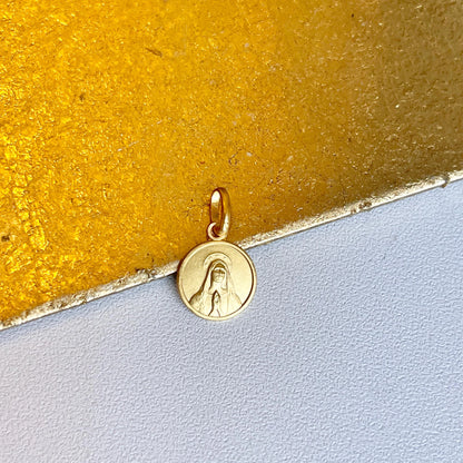 14KT Yellow Our Lady of Lourdes Round Medal Pendant Charm 10mm