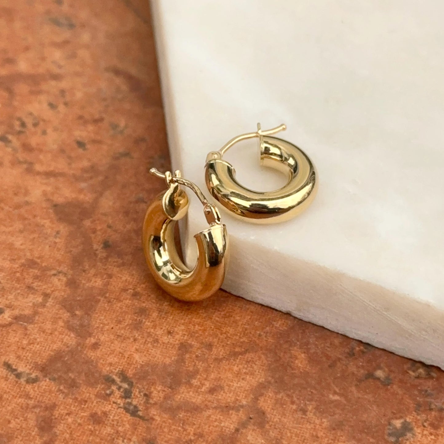 18KT Yellow Gold 4mm Tube Chunky Huggie Hoop Earrings 14mm