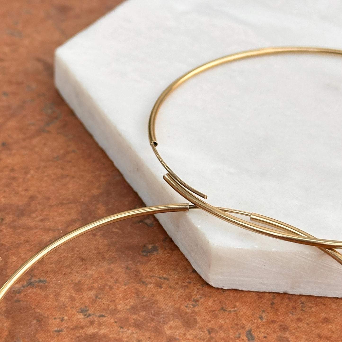 14KT Yellow Gold 1.25mm Thin Endless Round Hoop Earrings 70mm Large DEFECT