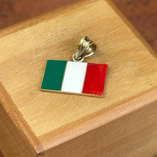 Estate 14KT Yellow Gold Italy Italia Flag Green, White, + Red Enamel Pendant Charm