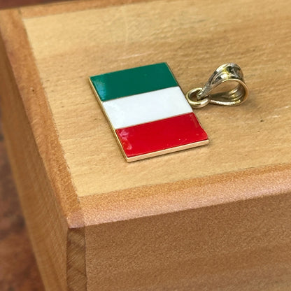 Estate 14KT Yellow Gold Italy Italia Flag Green, White, + Red Enamel Pendant Charm