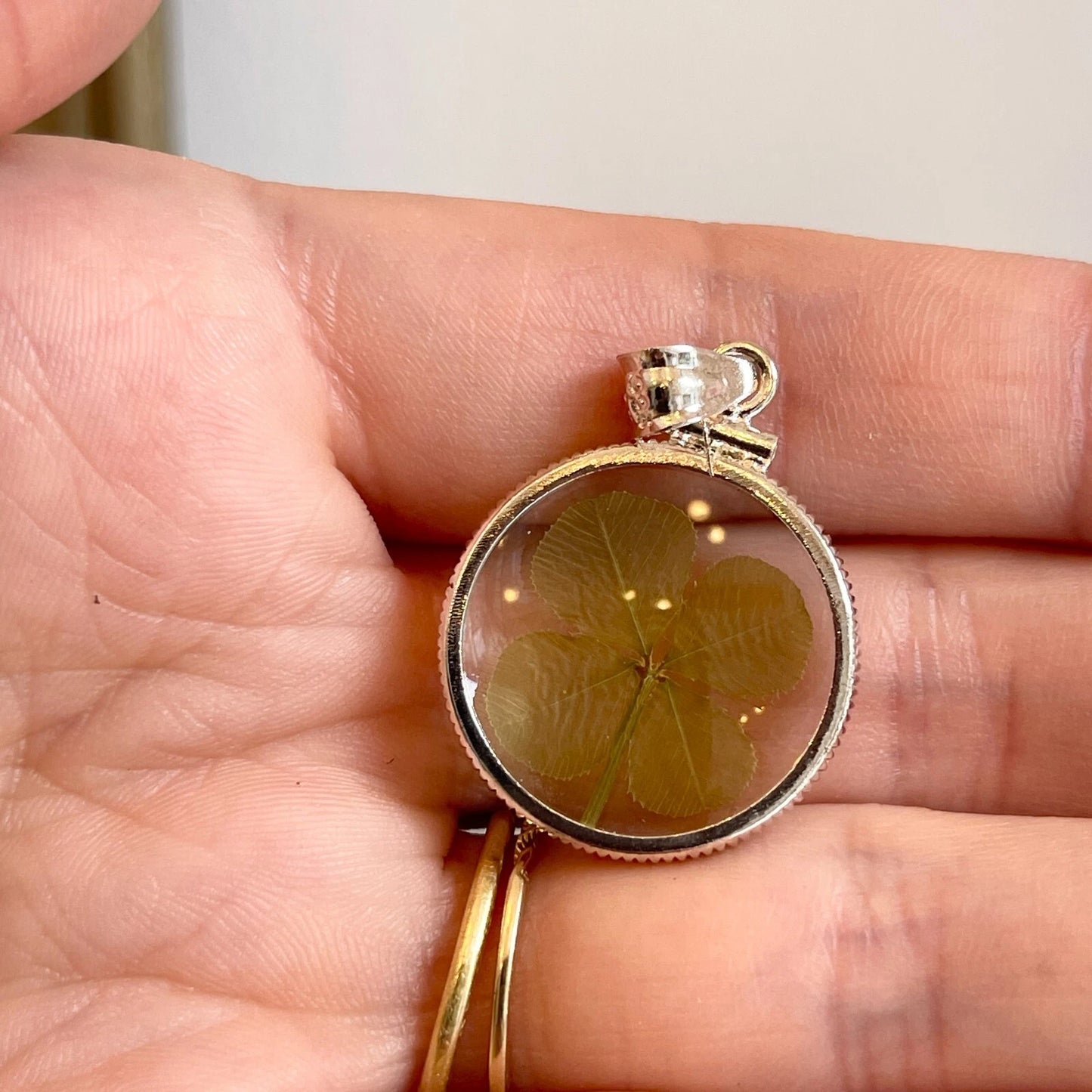 Sterling Silver Irish Four Leaf Clover GENUINE Bezel Pendant Charm 22mm