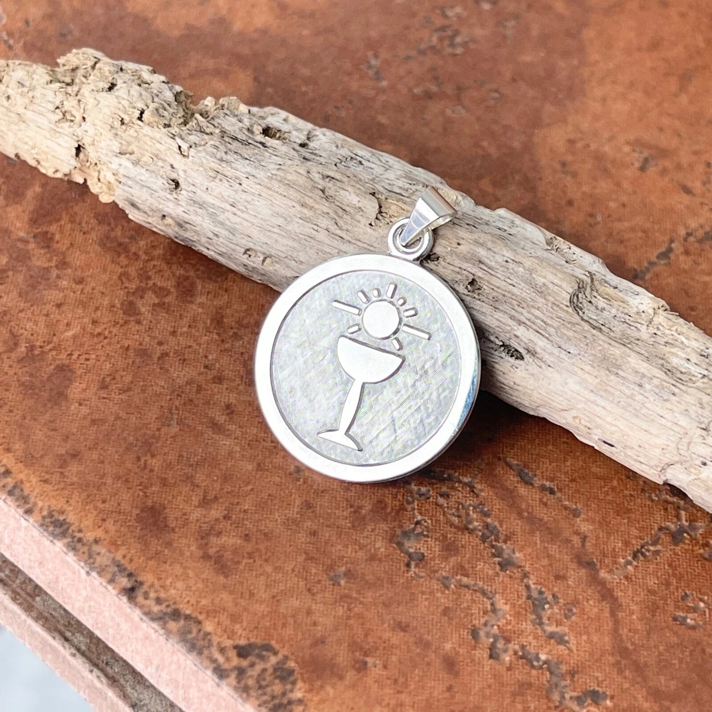 Sterling Silver Holy Communion Blessed Sacrament Round Medal Pendant Charm 23mm