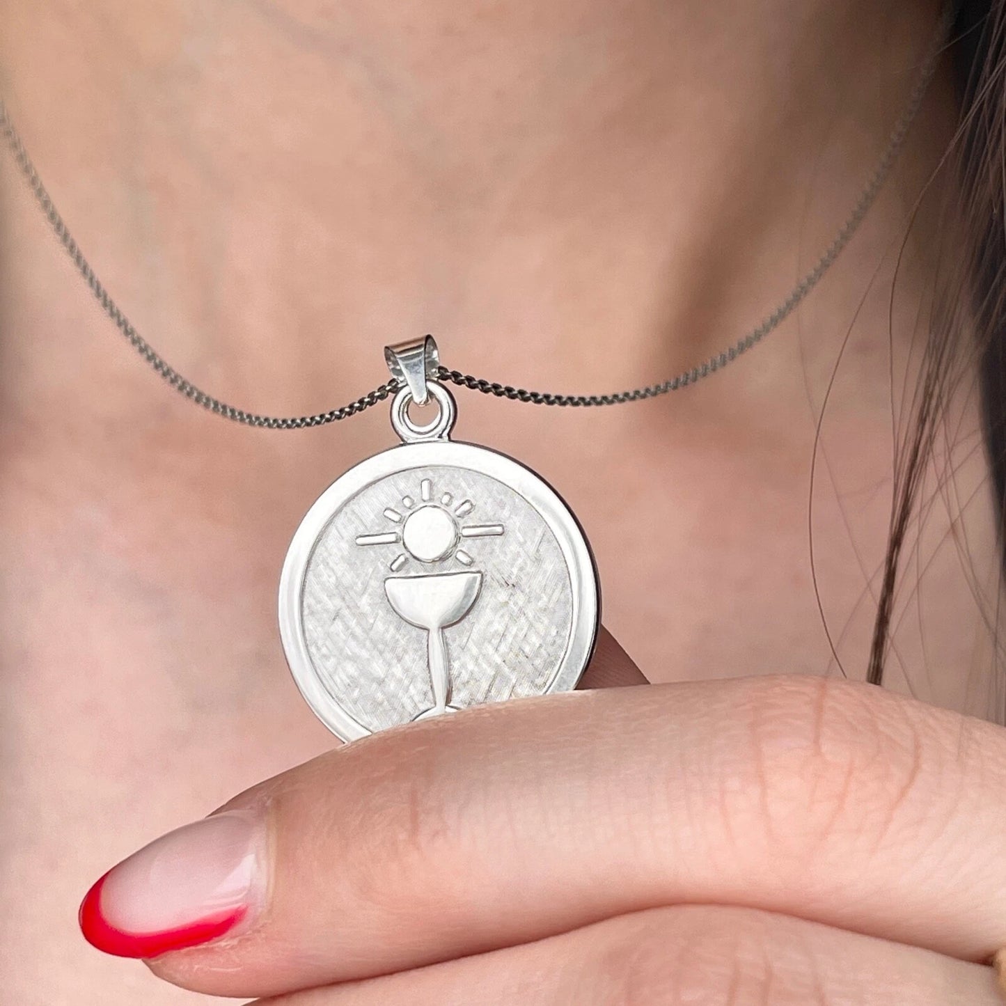 Sterling Silver Holy Communion Blessed Sacrament Round Medal Pendant Charm 23mm