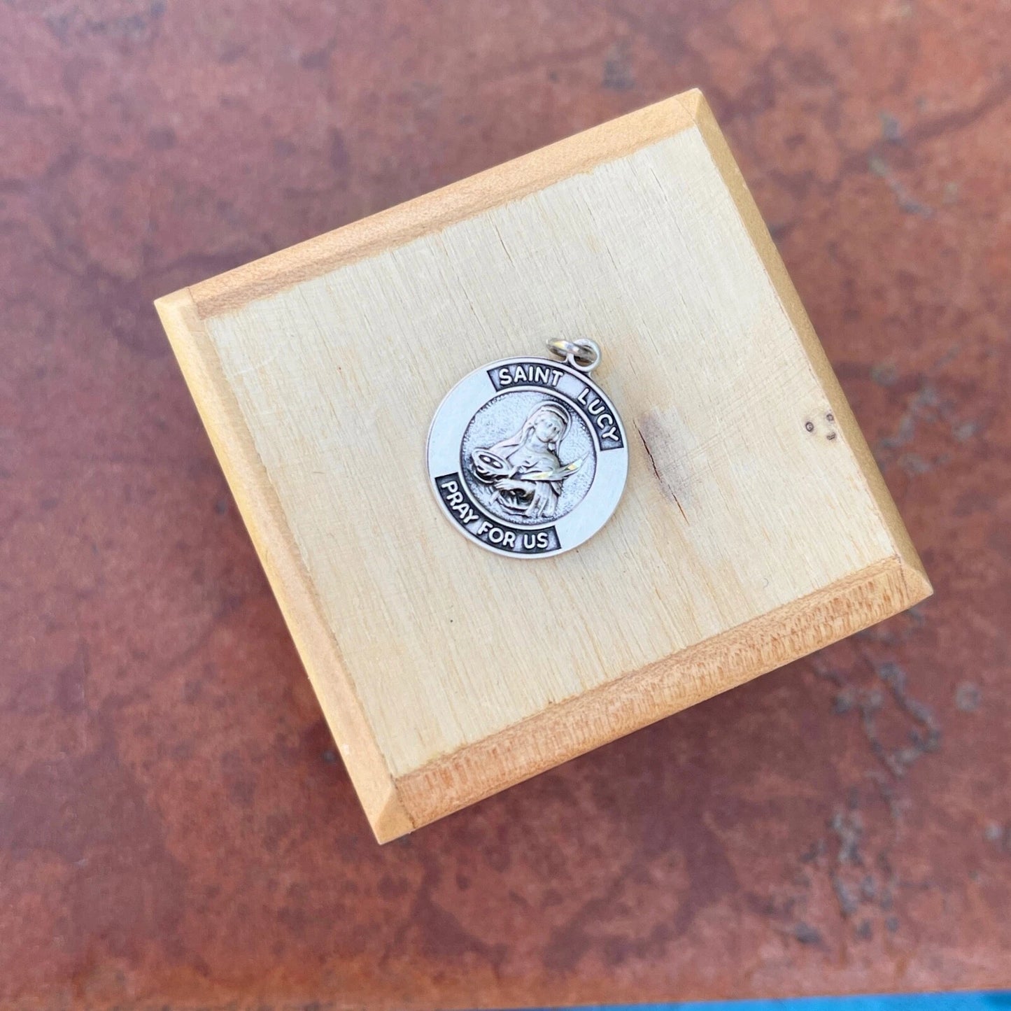 Sterling Silver Antiqued St Lucy of Blind Round Medal Pendant Charm