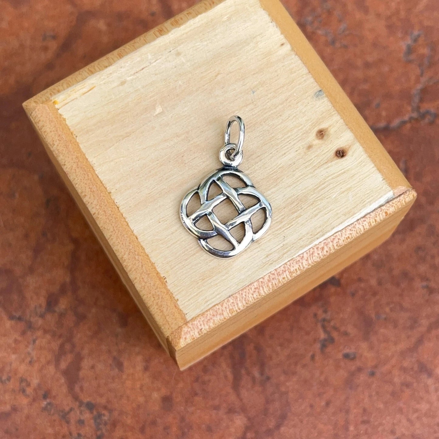 Sterling Silver Irish Celtic Knot Weave Pendant Charm