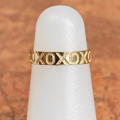 14KT Yellow Gold Embossed Patterned XOXO Toe Ring