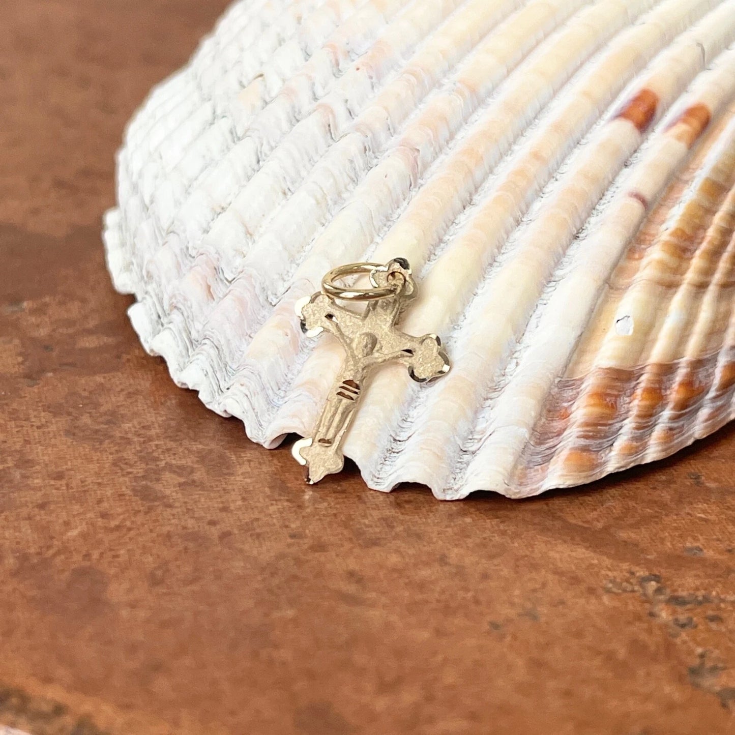 10KT Yellow Gold Matte Diamond-Cut Crucifix Cross Pendant Charm