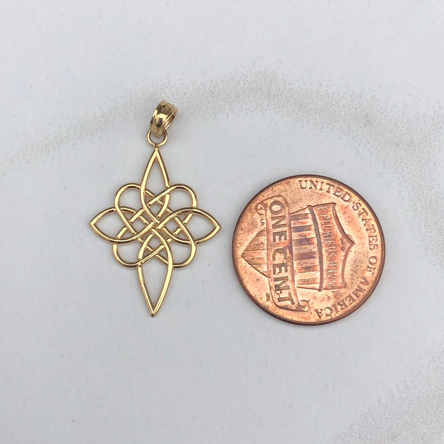 14KT Yellow Gold Celtic Trinity Knot Pendant Charm, 14KT Yellow Gold Celtic Trinity Knot Pendant Charm - Legacy Saint Jewelry