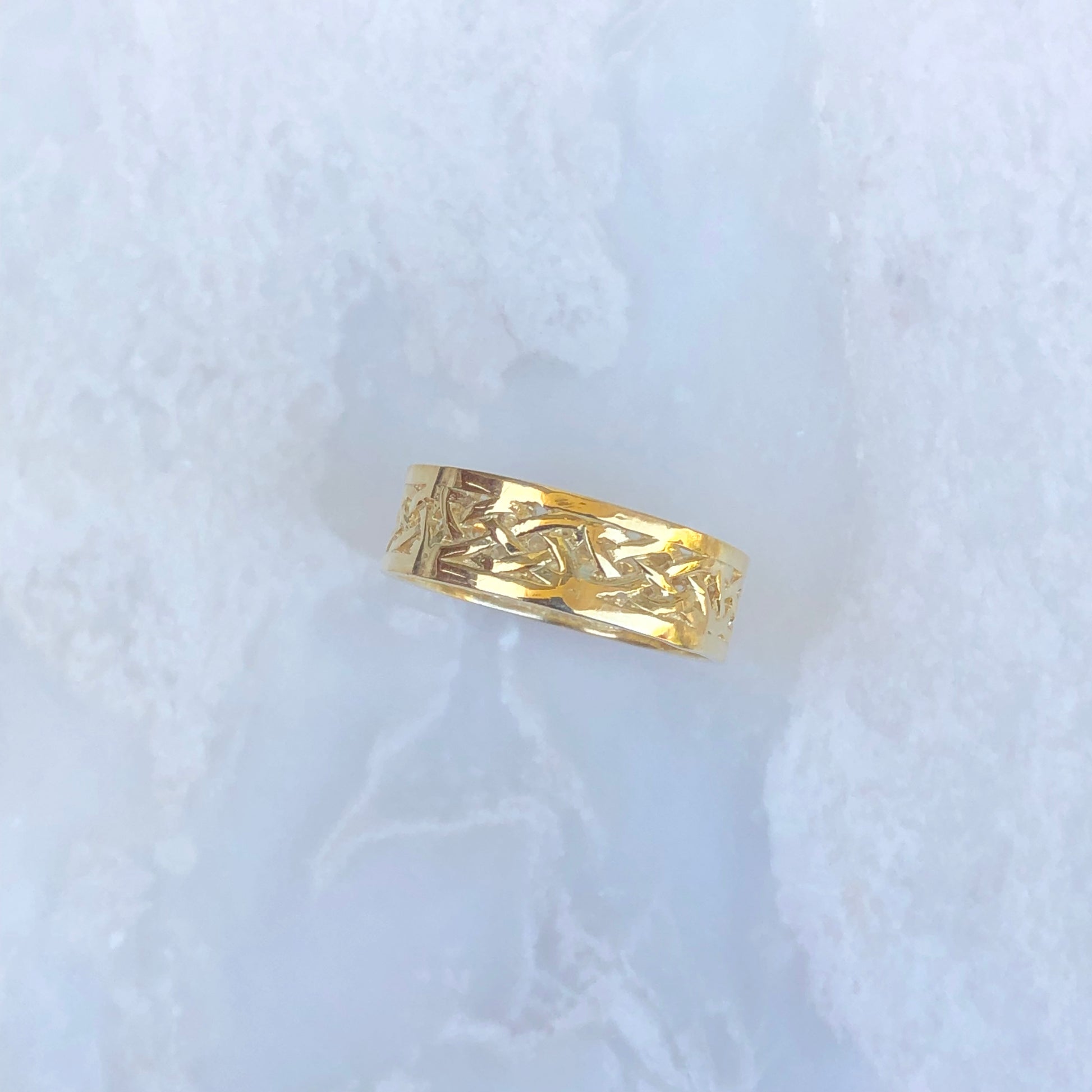 14KT Yellow Gold Celtic Weave Band Ring Size 7.25, 14KT Yellow Gold Celtic Weave Band Ring Size 7.25 - Legacy Saint Jewelry