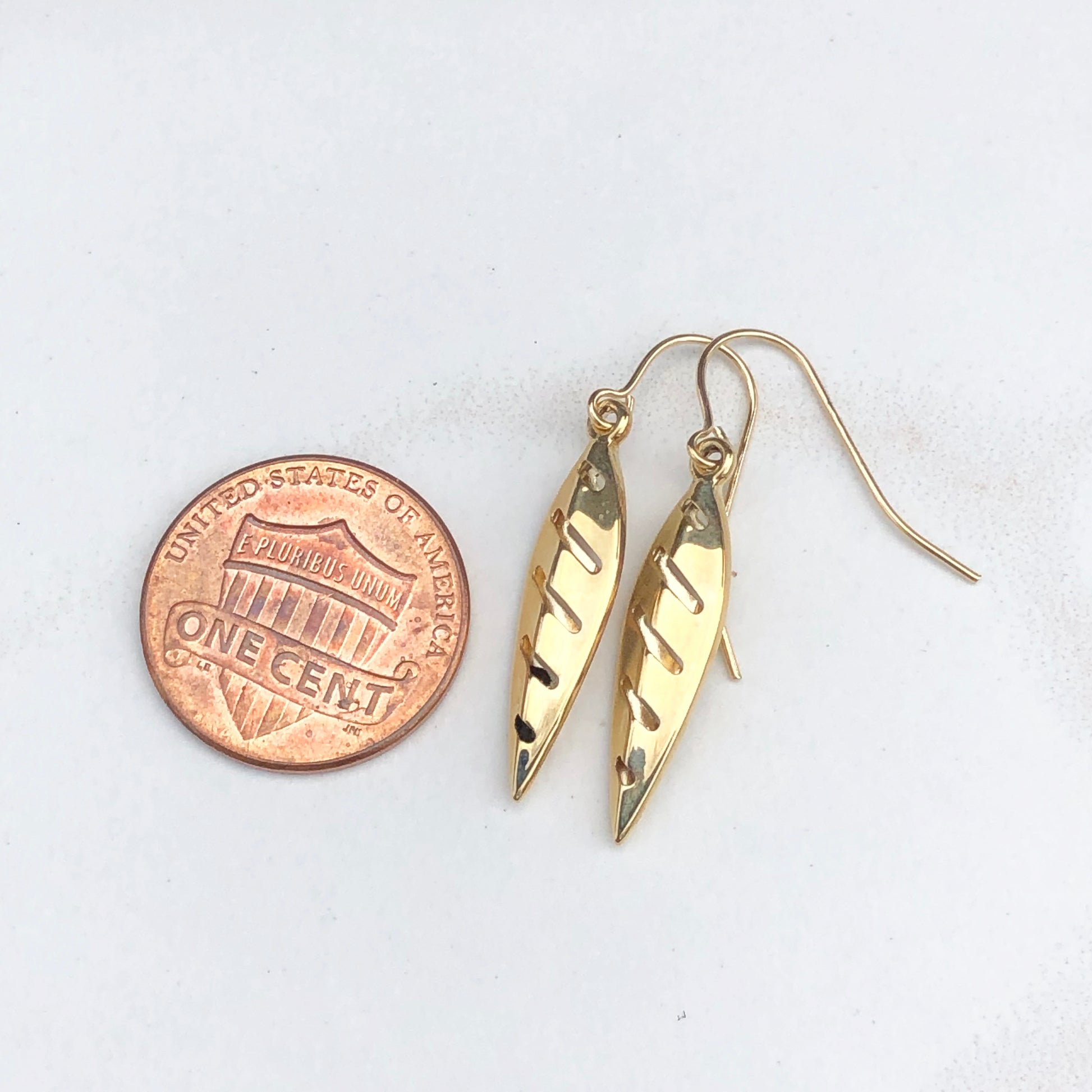 14KT Yellow Gold Teardrop Cut Out Design Earrings, 14KT Yellow Gold Teardrop Cut Out Design Earrings - Legacy Saint Jewelry