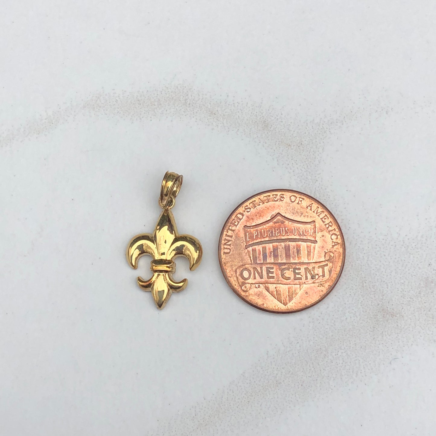 14KT Yellow Gold Fleur de Lis Polished Pendant Charm, 14KT Yellow Gold Fleur de Lis Polished Pendant Charm - Legacy Saint Jewelry