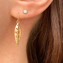 Load image into Gallery viewer, 14KT Yellow Gold Teardrop Cut Out Dangle Earrings