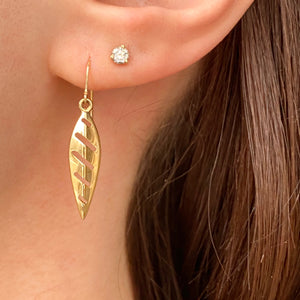 14KT Yellow Gold Teardrop Cut Out Dangle Earrings