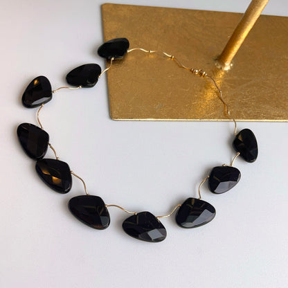 Estate 14KT Yellow Gold Segmented Triangle Black Onyx Necklace