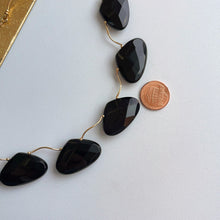 Load image into Gallery viewer, Estate 14KT Yellow Gold Segmented Triangle Black Onyx Necklace