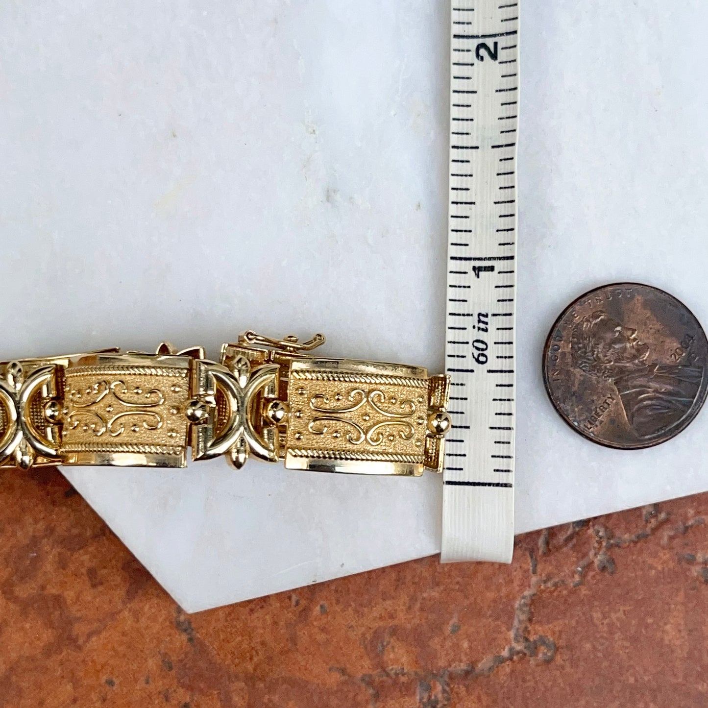 Estate 14KT Yellow Gold Rectangle Byzantine Textured Link Bracelet