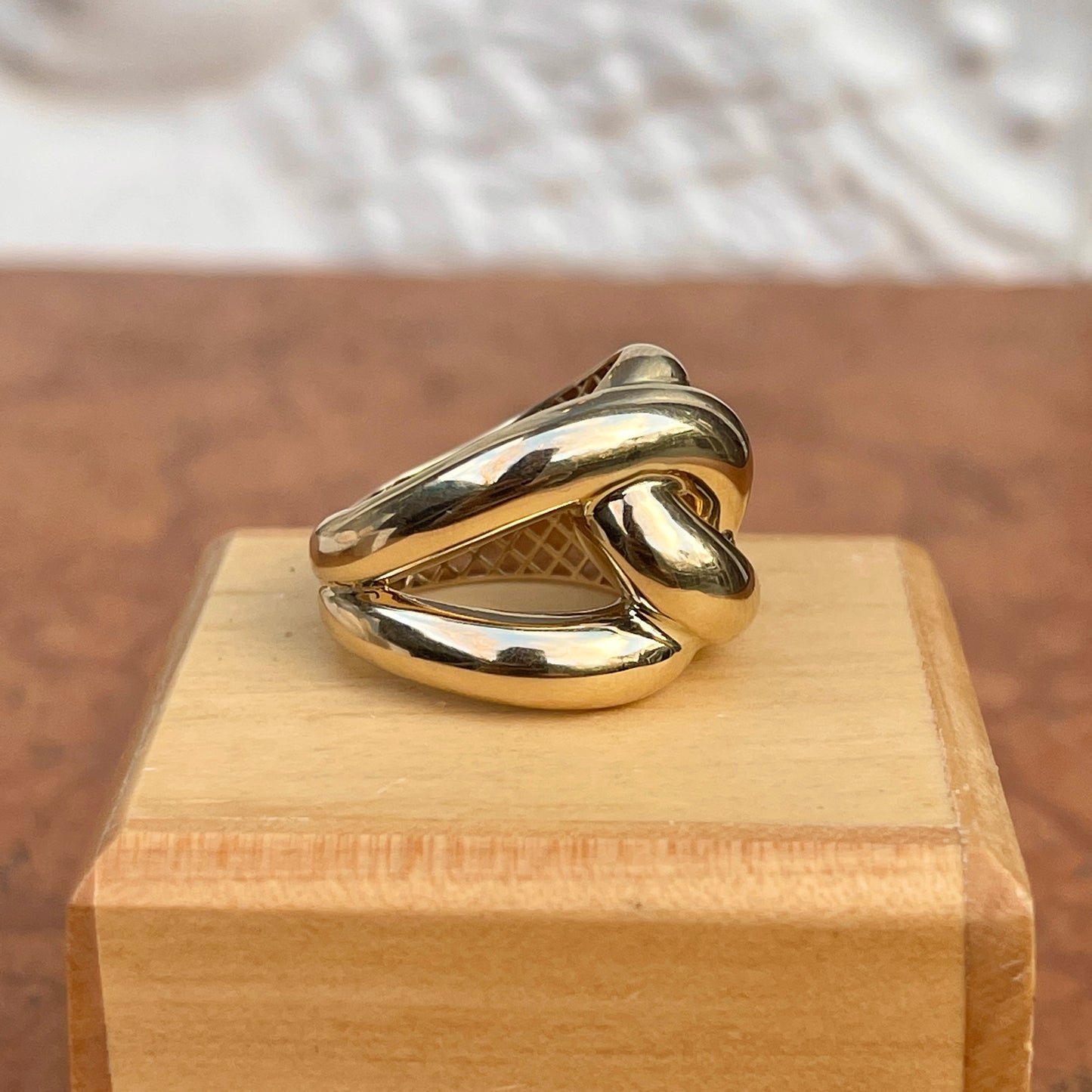 14Kt Yellow Gold Weave Knot Domed Cigar Band Ring