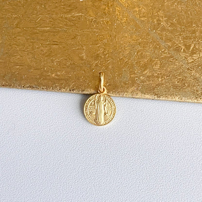 14KT Yellow Gold St Benedict Round Matte Medal Pendant Charm 10mm