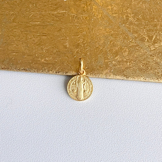 18KT Yellow Gold St Benedict Matte Medal Pendant Charm 10mm