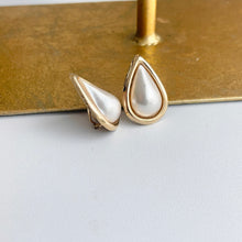 Load image into Gallery viewer, Estate 14KT Yellow Gold Teardrop Mabe Pearl Omega Clip-On Earrings